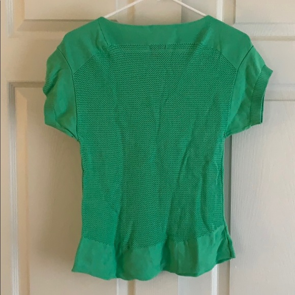 Lightweight, cropped sleeved Eddie Bauer Shirt - Picture 3 of 5